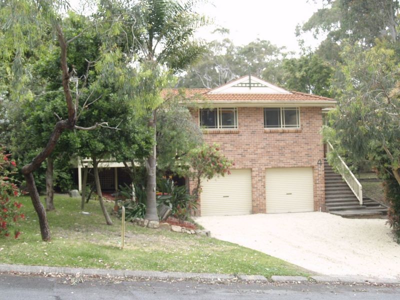 4 Canomii Close, Nelson Bay NSW 2315