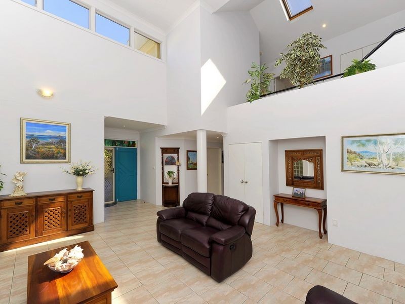 2 Seaview Crescent, Salamander Bay NSW 2317