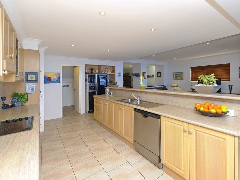 2 Seaview Crescent, Salamander Bay NSW 2317