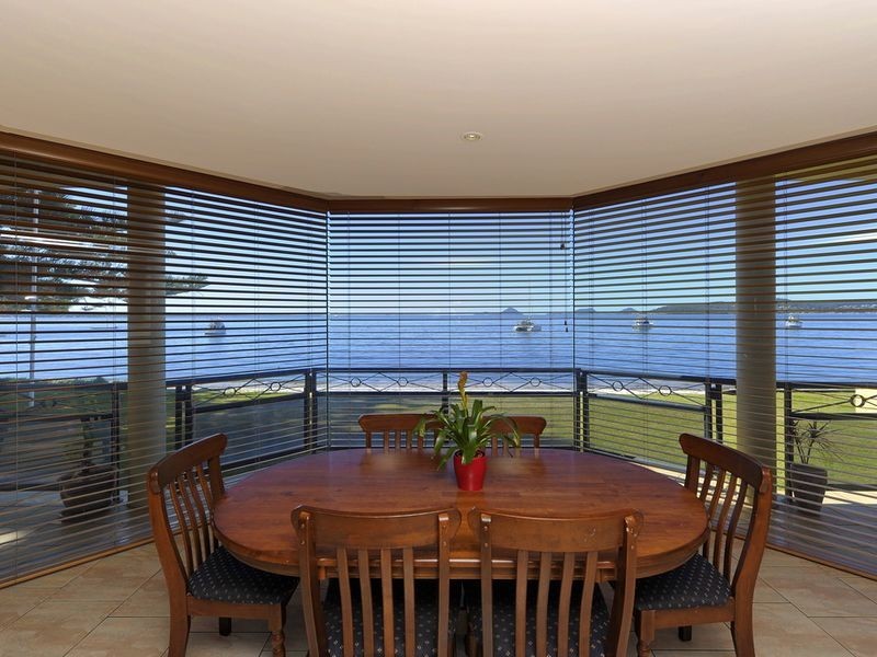 2 Seaview Crescent, Salamander Bay NSW 2317