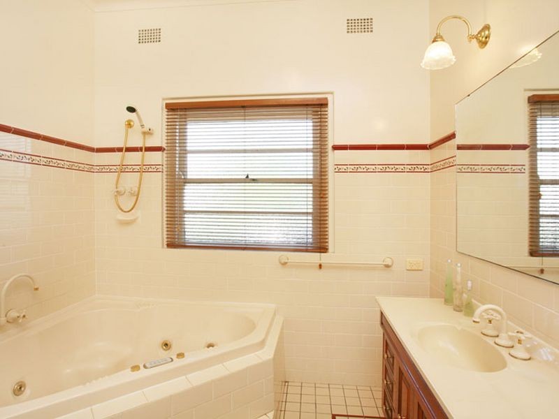 70 Frederick Drive, Oyster Cove NSW 2318