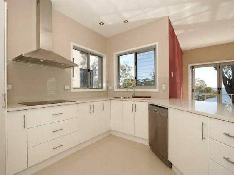 72 Thurlow Avenue, Nelson Bay NSW 2315