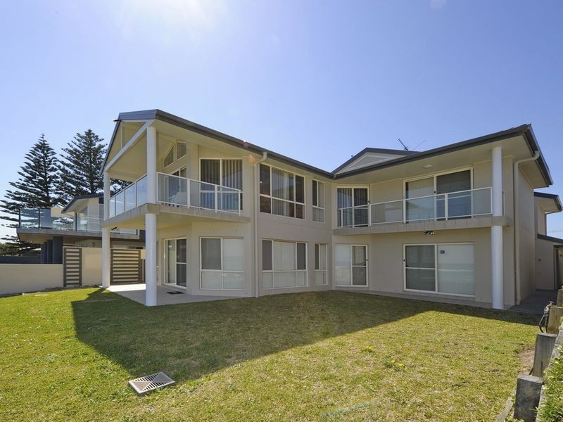 2/9 Ocean Avenue, Anna Bay NSW 2316