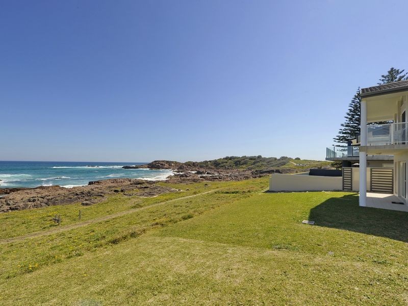 2/9 Ocean Avenue, Anna Bay NSW 2316
