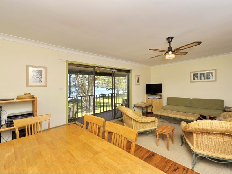 50 Albert Street, Taylors Beach NSW 2316