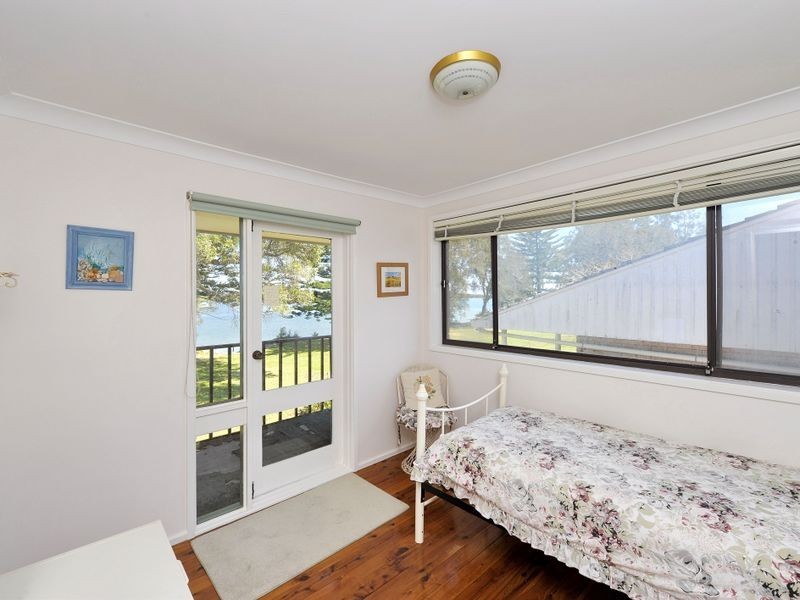 50 Albert Street, Taylors Beach NSW 2316