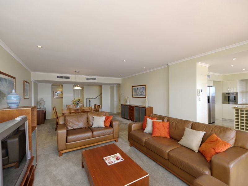 Penthouse 602/2 Messines Street, Shoal Bay NSW 2315