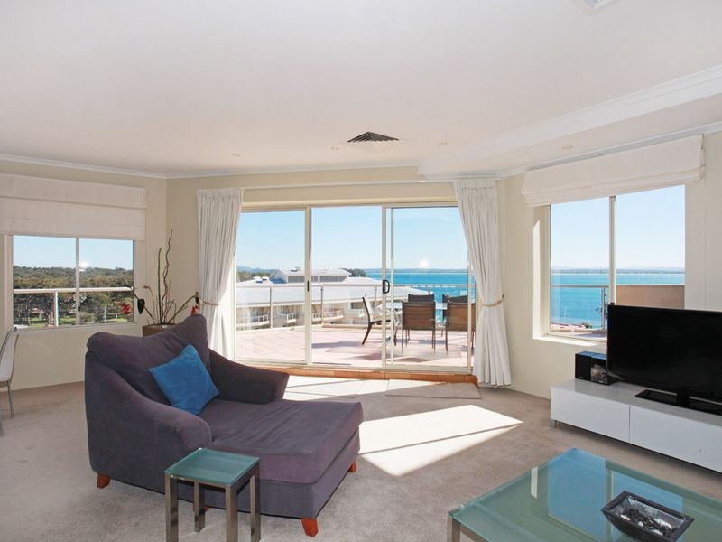 601 / 2 Messines Street, Shoal Bay NSW 2315