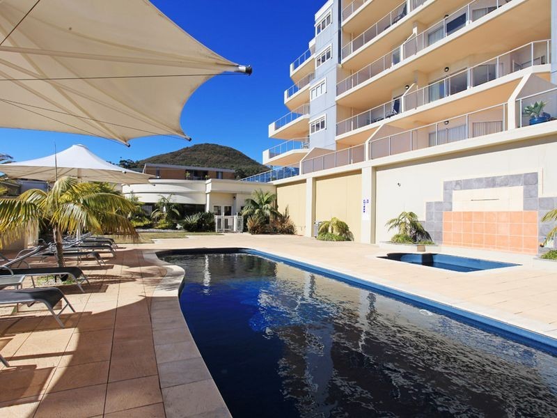 601 / 2 Messines Street, Shoal Bay NSW 2315