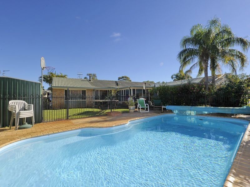 6 Admiral Close, Salamander Bay NSW 2317