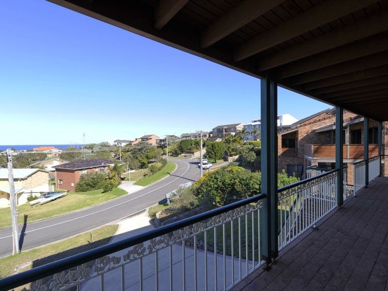 10 Kingsley Drive, Boat Harbour NSW 2316