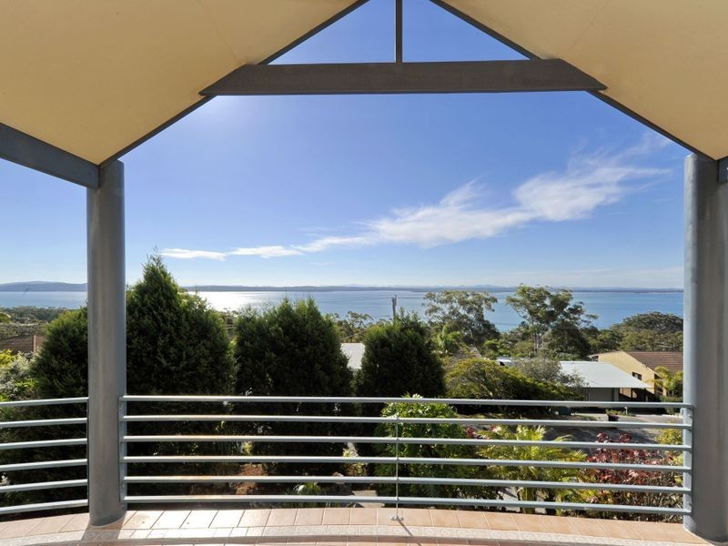 17 Wallawa Road, Nelson Bay NSW 2315
