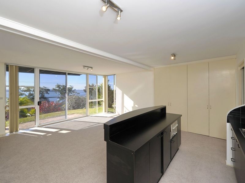 17 Wallawa Road, Nelson Bay NSW 2315