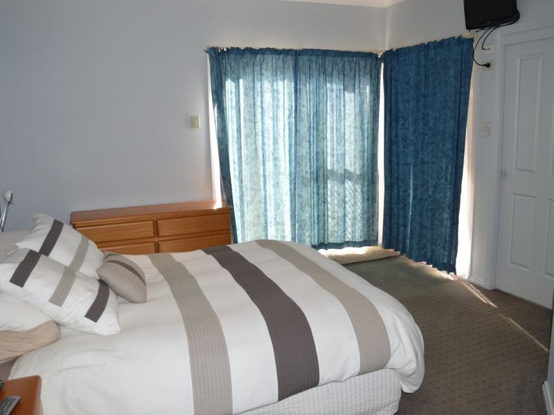 4 Melaleuca Drive, One Mile NSW 2316