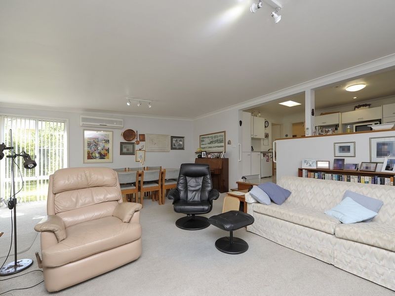 26 Kent Gardens, Soldiers Point NSW 2317