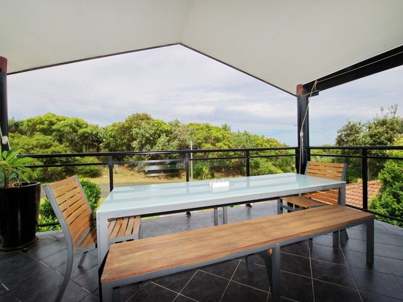 11 Fishermans Bay Road, Anna Bay NSW 2316