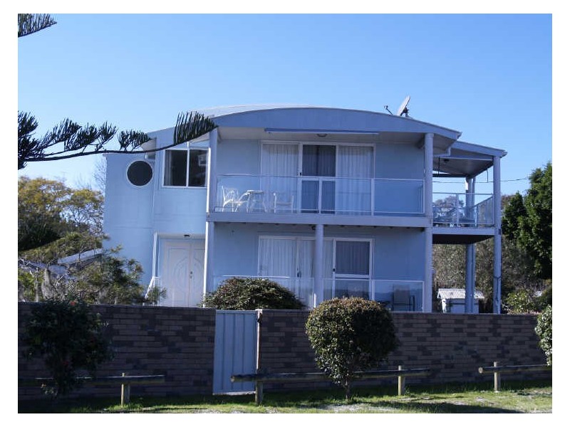 36 Albert Street, Taylors Beach NSW 2316