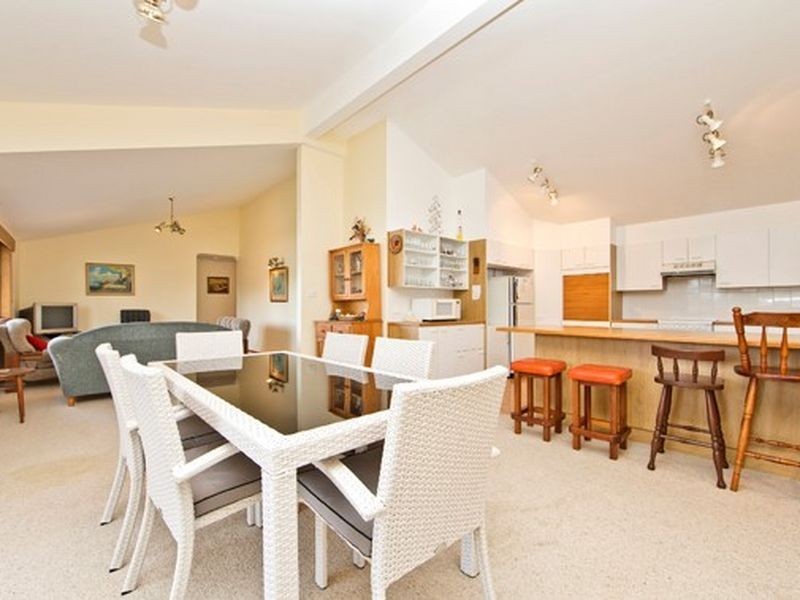 79 Kent Gardens, Soldiers Point NSW 2317