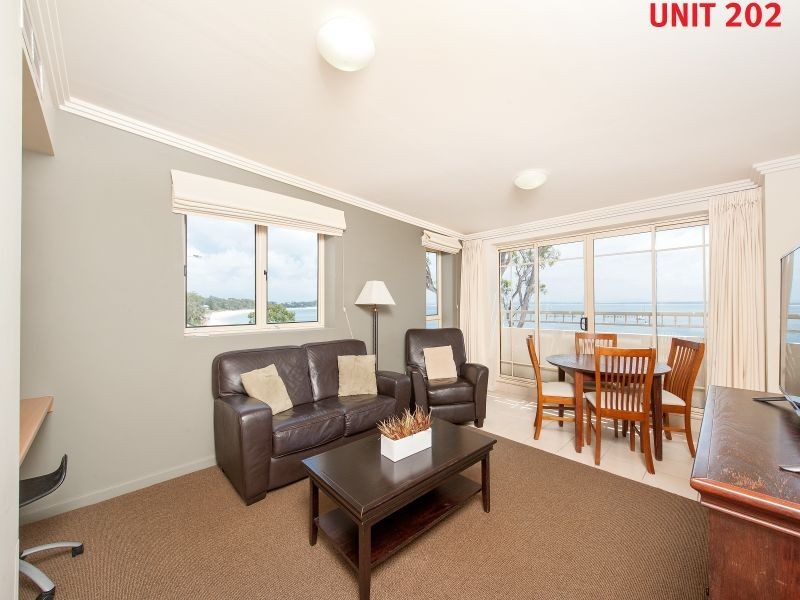 Unit 203/43 Shoal Bay Road, Shoal Bay NSW 2315