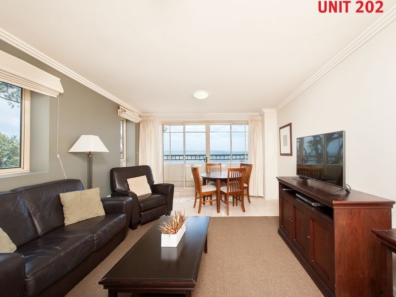 Unit 203/43 Shoal Bay Road, Shoal Bay NSW 2315