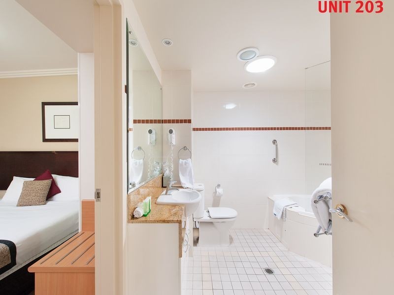 Unit 203/43 Shoal Bay Road, Shoal Bay NSW 2315