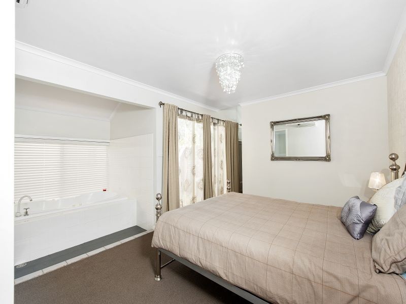 122 Morna Point Rd, Anna Bay NSW 2316