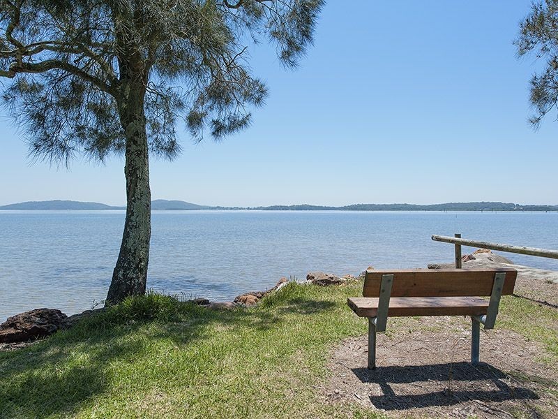 85 Cook Parade, Lemon Tree Passage NSW 2319