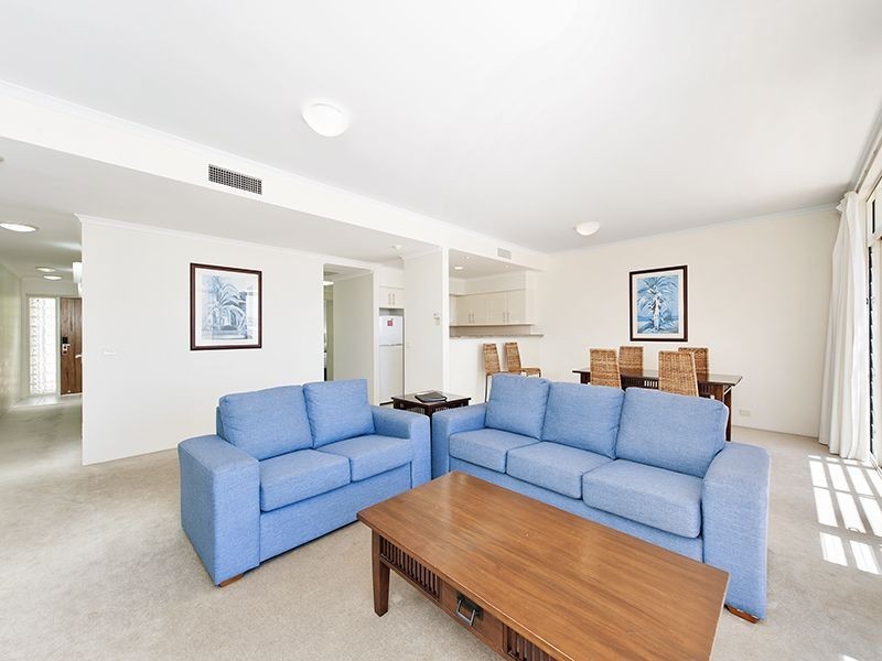 2/43 Shoal Bay Rd, Shoal Bay NSW 2315
