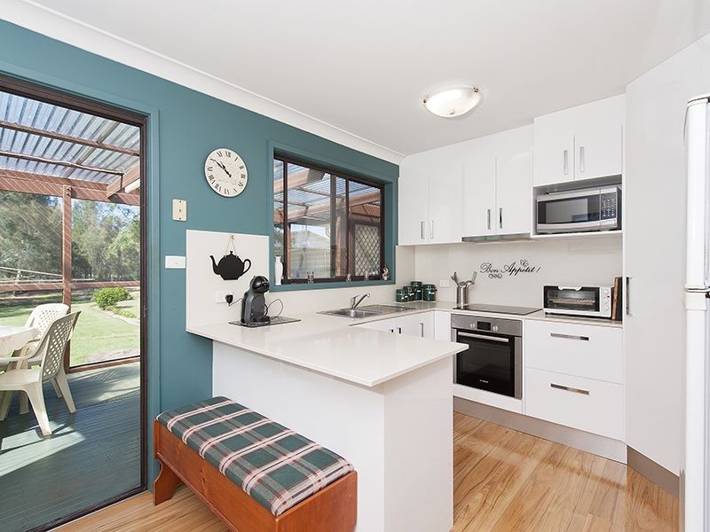 400 Marsh Road, Bobs Farm NSW 2316