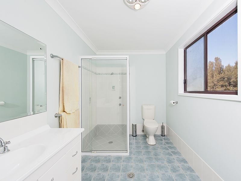 400 Marsh Road, Bobs Farm NSW 2316