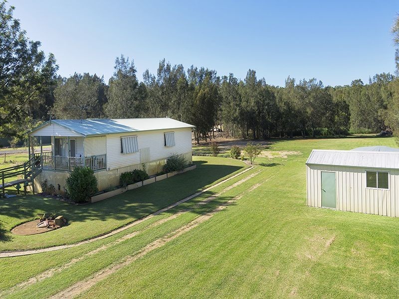400 Marsh Road, Bobs Farm NSW 2316