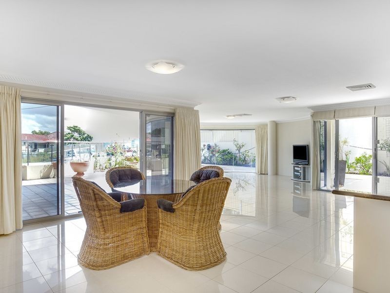 1/55-59 Magnus Street, Nelson Bay NSW 2315