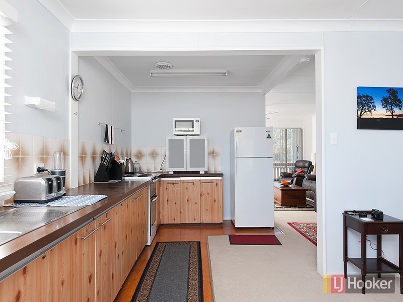 298 Soldiers Point Road, Salamander Bay NSW 2317