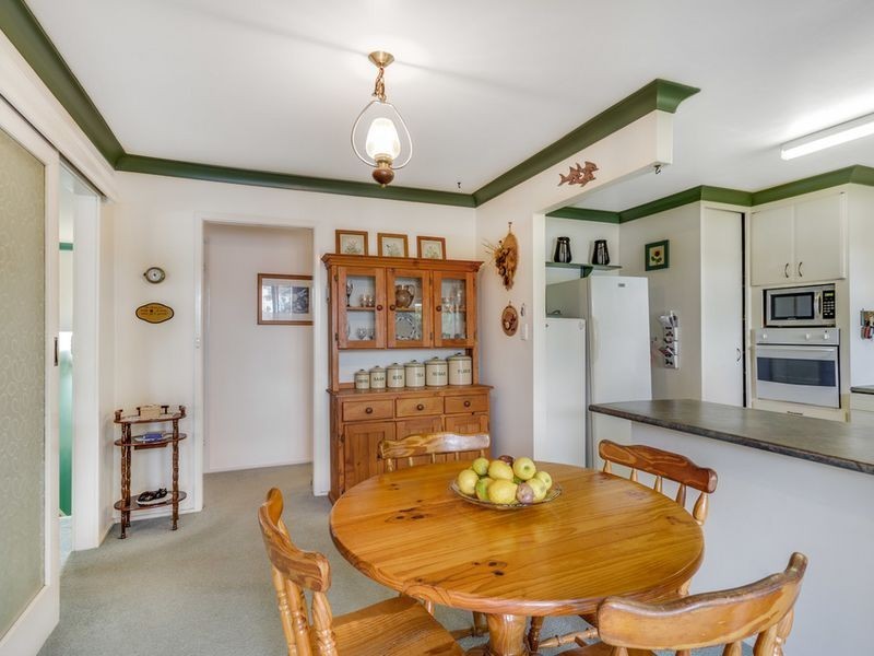 13 Kent Gardens, Soldiers Point NSW 2317