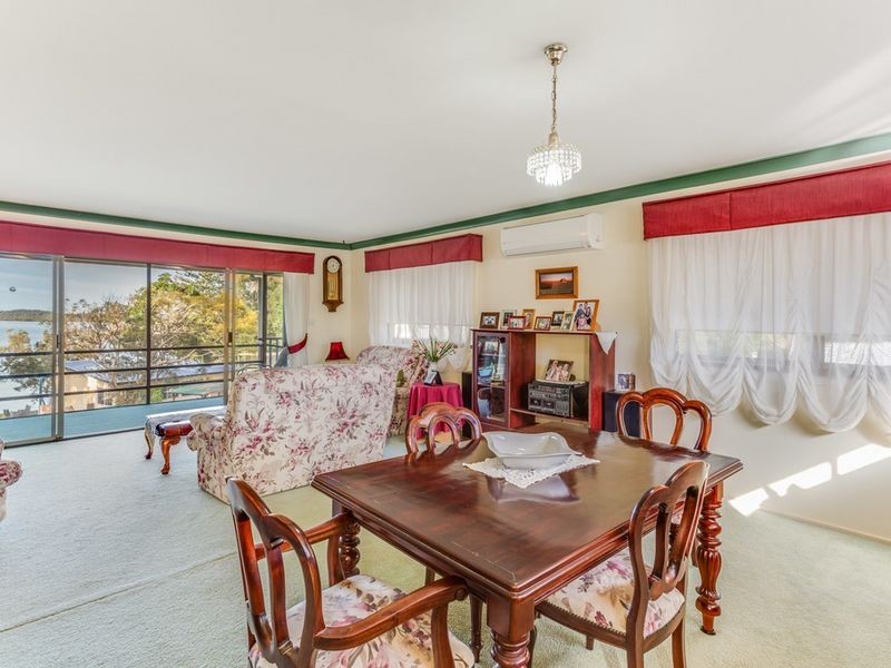 13 Kent Gardens, Soldiers Point NSW 2317