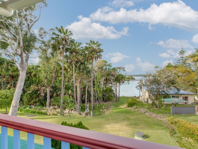 13 Kent Gardens, Soldiers Point NSW 2317