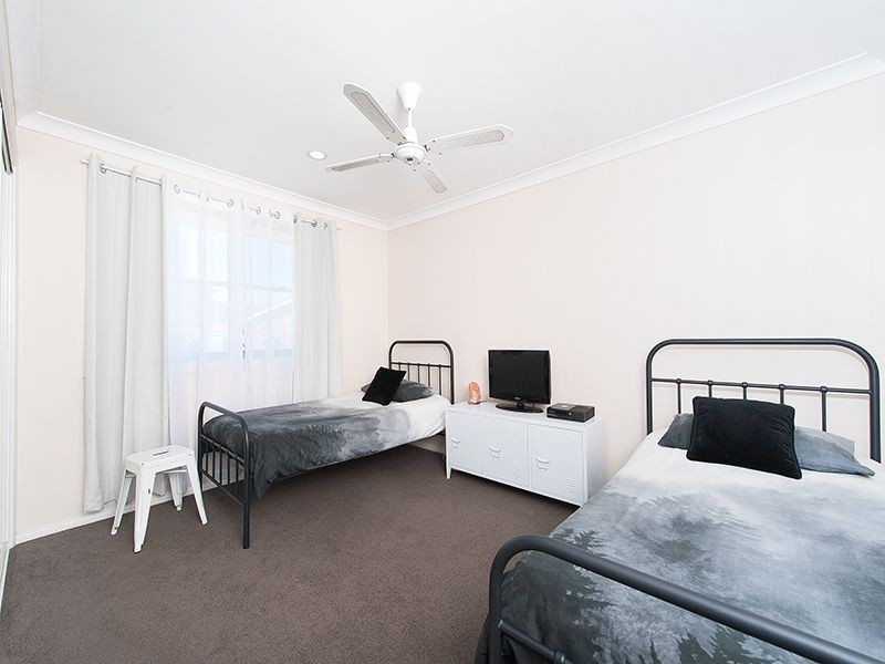 10 Holms Place, Anna Bay NSW 2316
