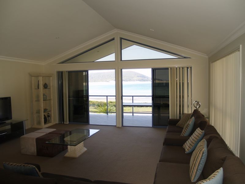 2/68 Marine Drive, Fingal Bay NSW 2315