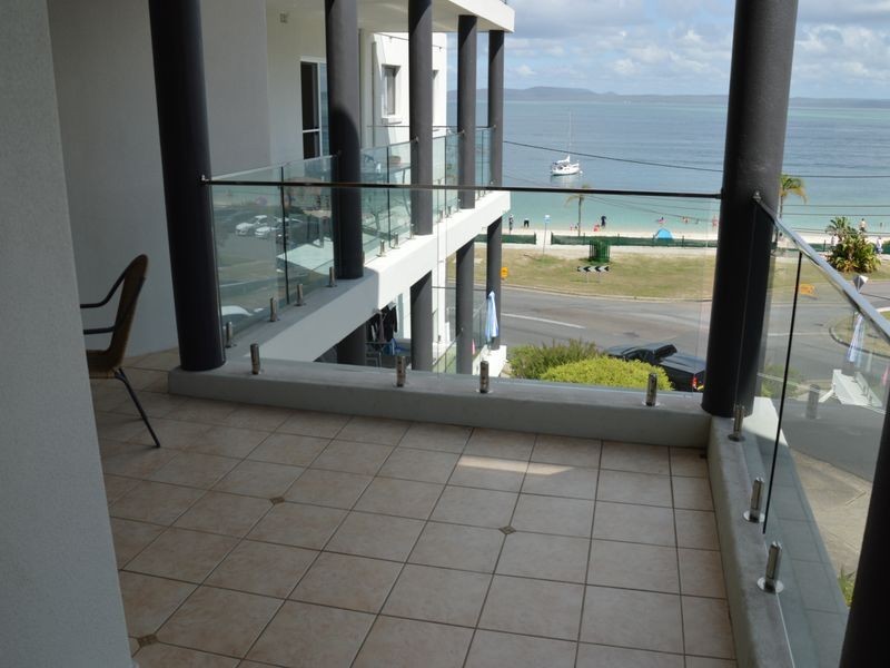 9/15 “Bayview Towers” Victoria Prd, Nelson Bay NSW 2315 LJ Hooker