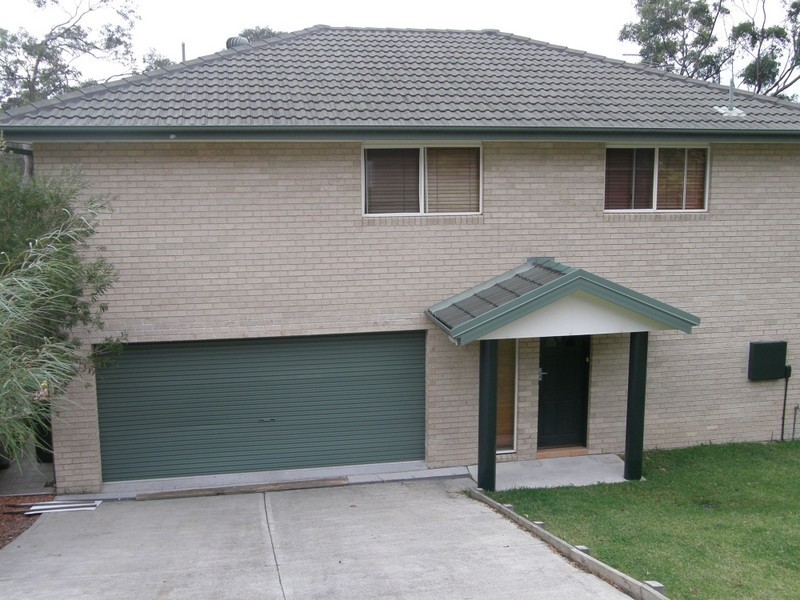 18 Bourne Blv, Nelson Bay NSW 2315