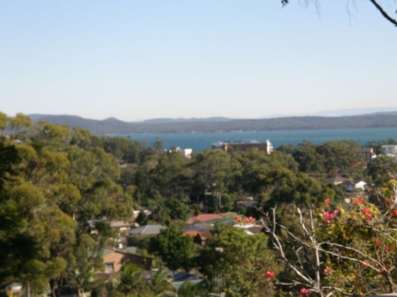 18 Bourne Blv, Nelson Bay NSW 2315