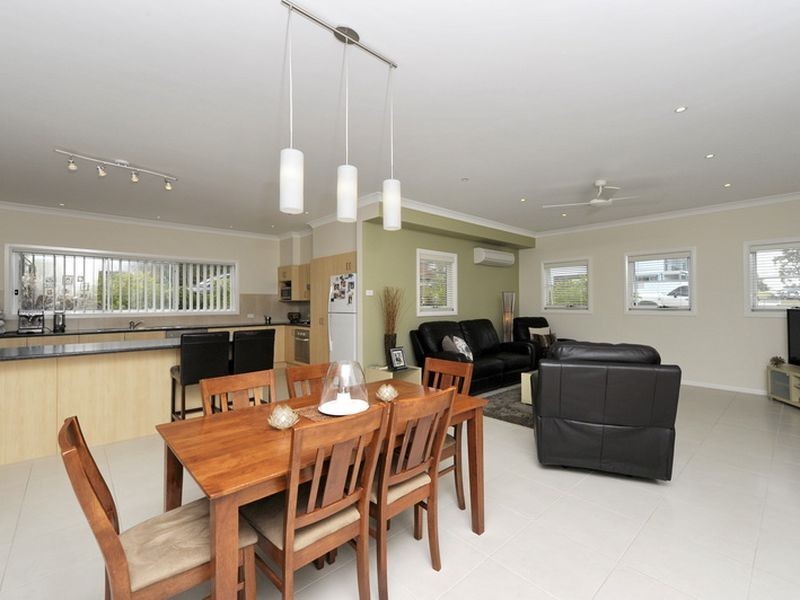 10 Ash Street, Soldiers Point NSW 2317