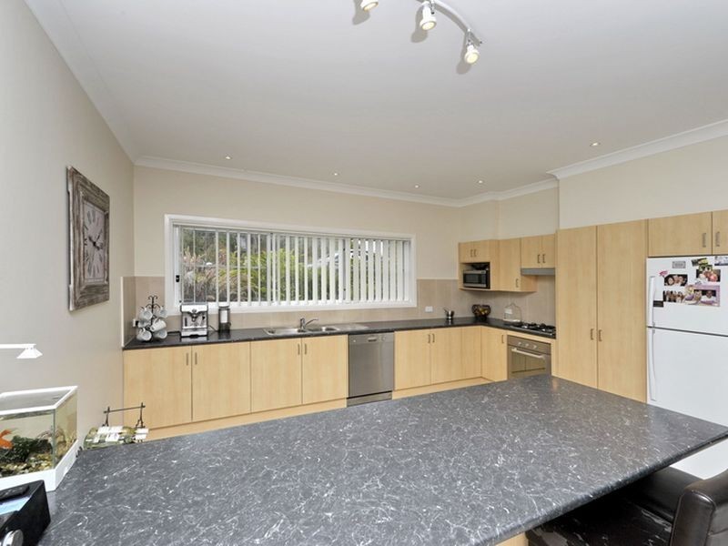 10 Ash Street, Soldiers Point NSW 2317