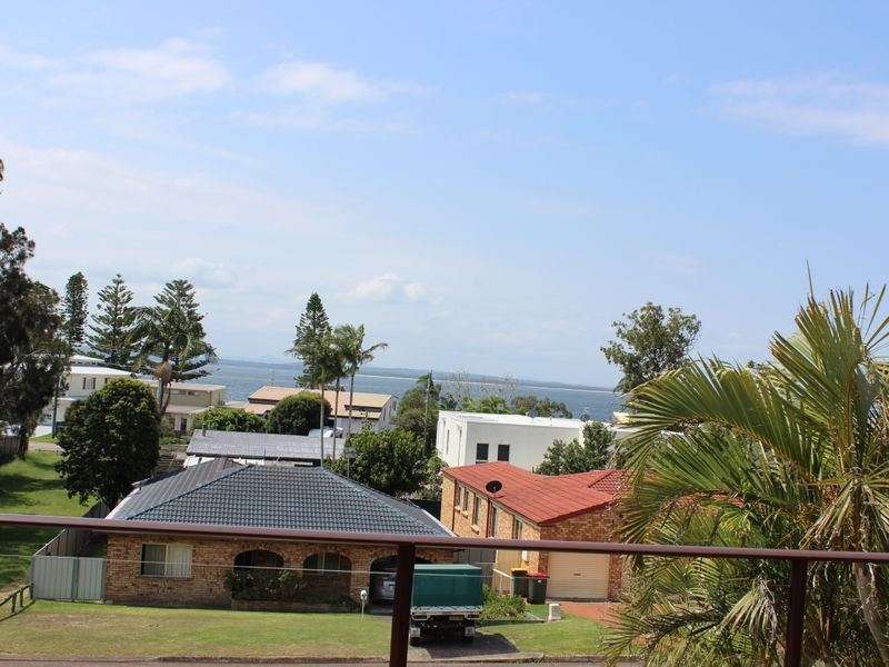 11 Pantowora Street, Corlette NSW 2315