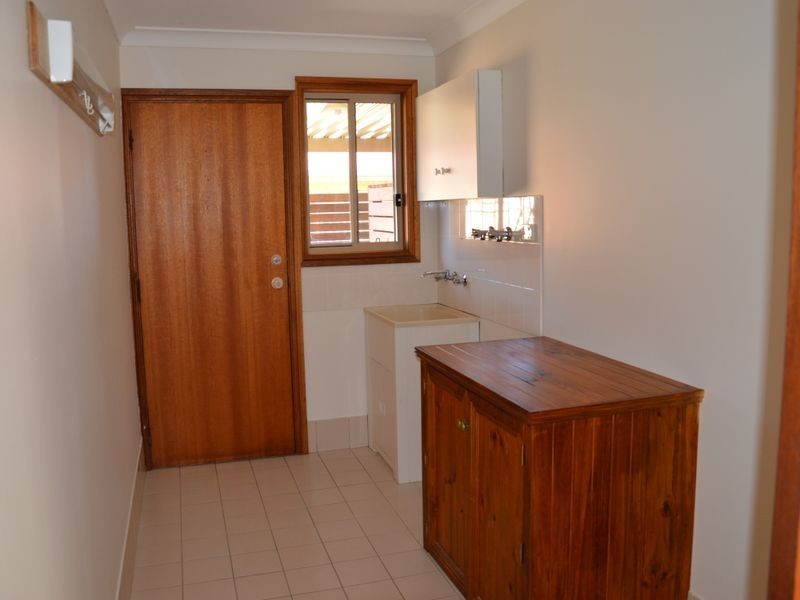 2/166 Port Stephens Drive, Salamander Bay NSW 2317