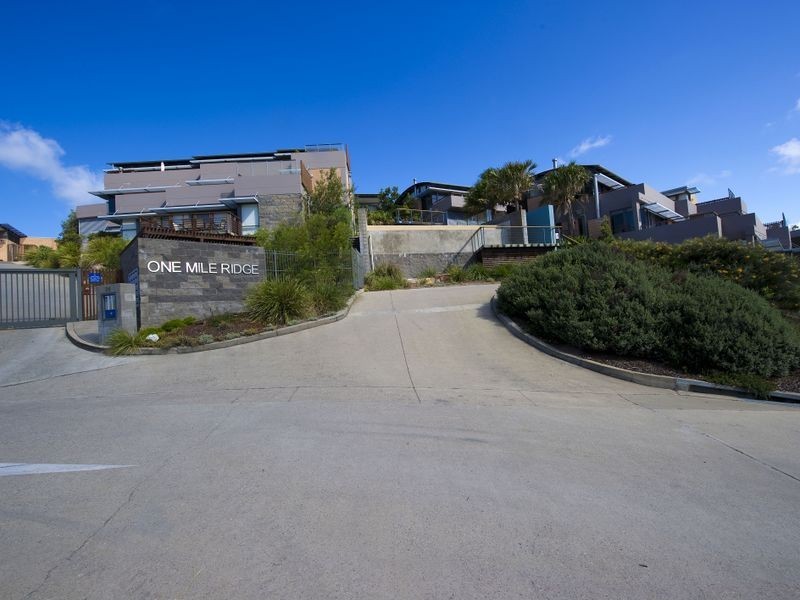 2/26 One Mile Beach, Boat Harbour NSW 2316