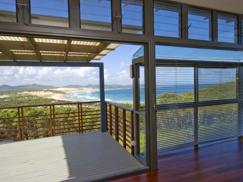 2/26 One Mile Beach, Boat Harbour NSW 2316