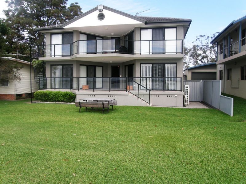 1/203 FORESHORE DRIVE, Salamander Bay NSW 2317