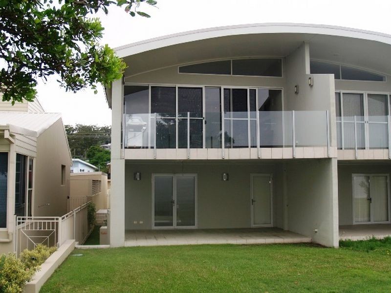 2/52 Sandy Point Road, Corlette NSW 2315 LJ Hooker Nelson Bay Leased