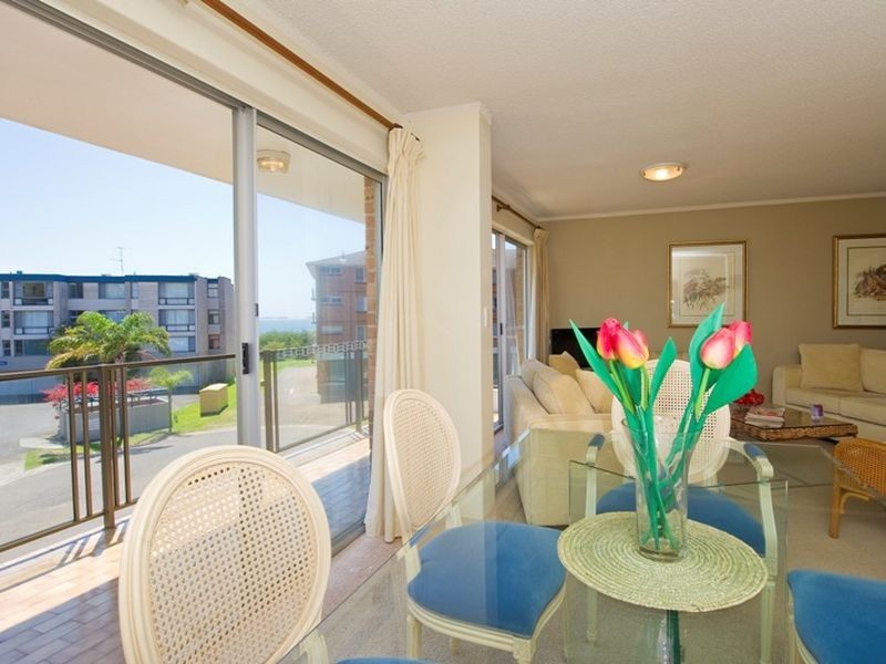 6/24 Weatherly Close, Nelson Bay NSW 2315